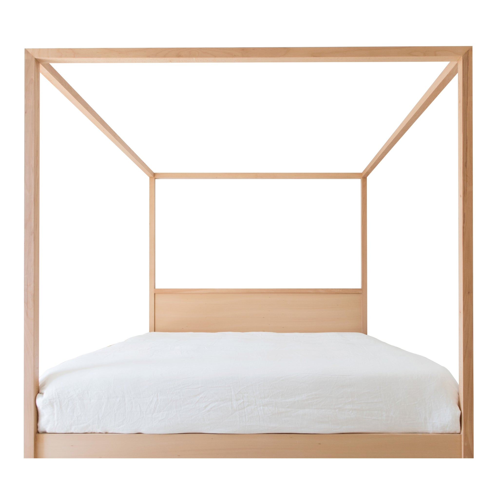 Four pillar outlet bed