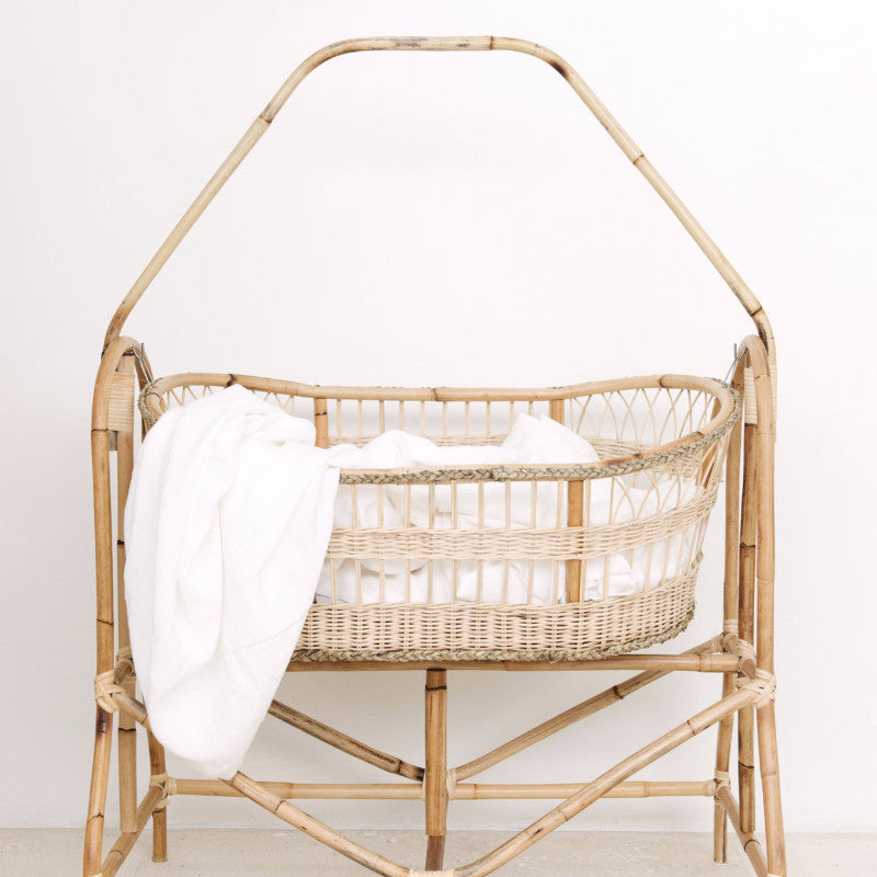 Bonnie Bali Baby Crib