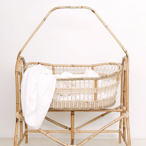Bonnie Bali Baby Crib: Alternate View #1